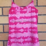 reverse-tie-dye-horizontal-design-fuchsia/pink-singlet