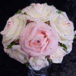 4lge-12sml-cream-&-3lge-pink-roses-with-rhinestones&bi-cones-topview-ACDAu