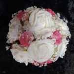 bride-white-&-fuchsia-roses-no-bling-topview-ACDAu